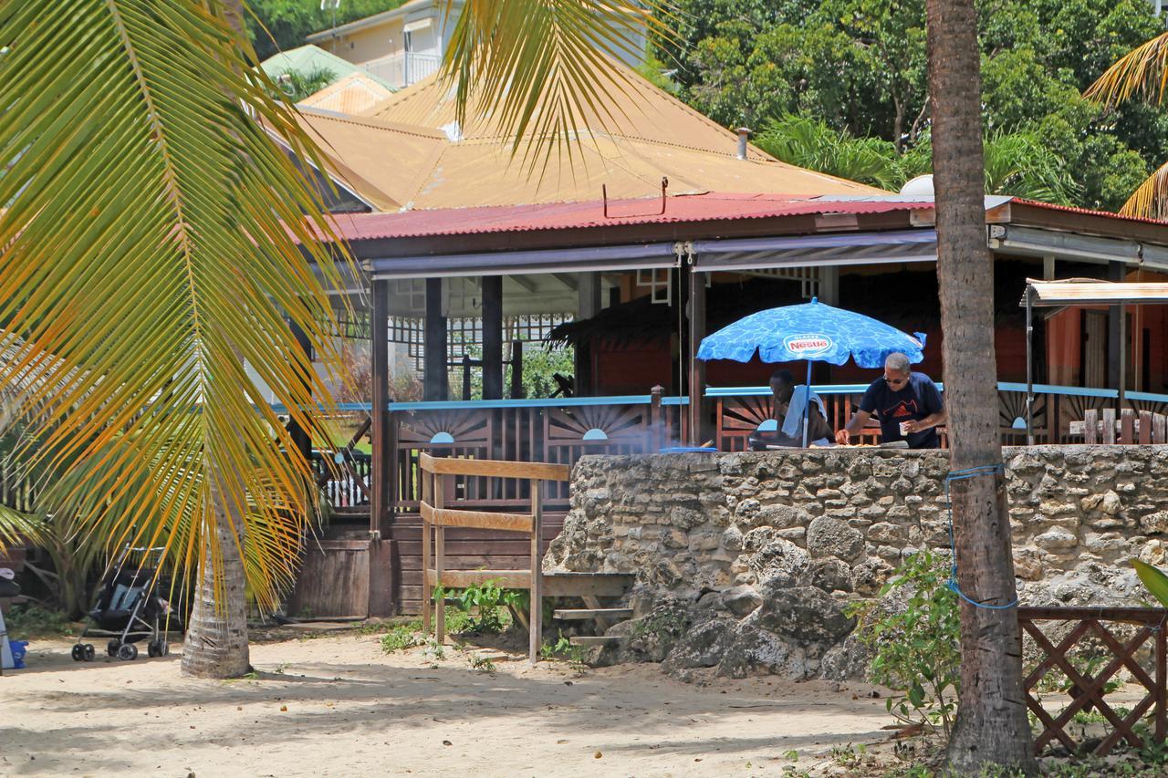 Anse Des Rochers Saint-Francois  Exterior photo